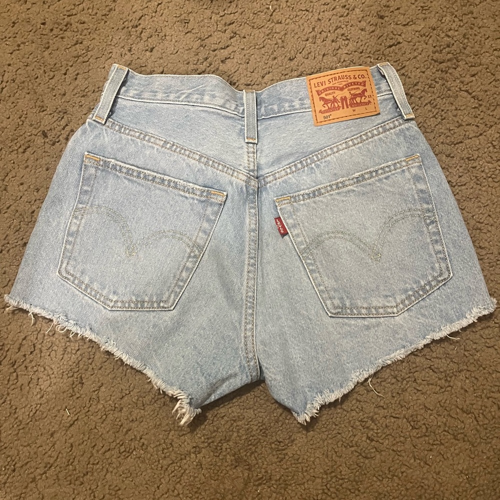 sold - Picture 2 of 3